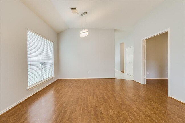 Building Photo - 3402 Pebble Beach Ln
