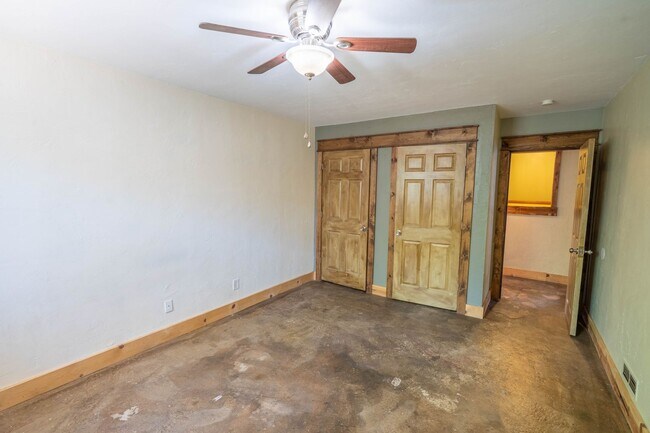 Building Photo - Single-Level 3 Bed / 2 Bath in Ogden — 1907 Charm Near Historic 25th Street