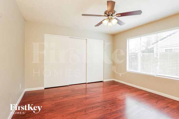 Building Photo - 21036 N 34th Dr