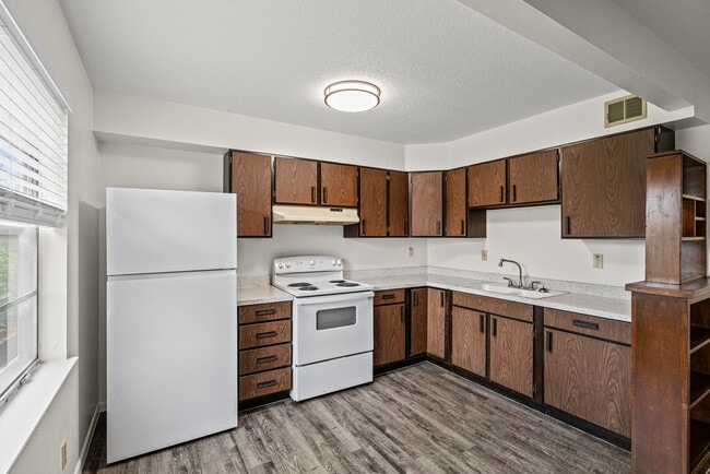Floorplan - FAIRLAWN FLATS