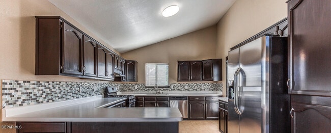 Building Photo - 4352 Loma De Brisas Dr