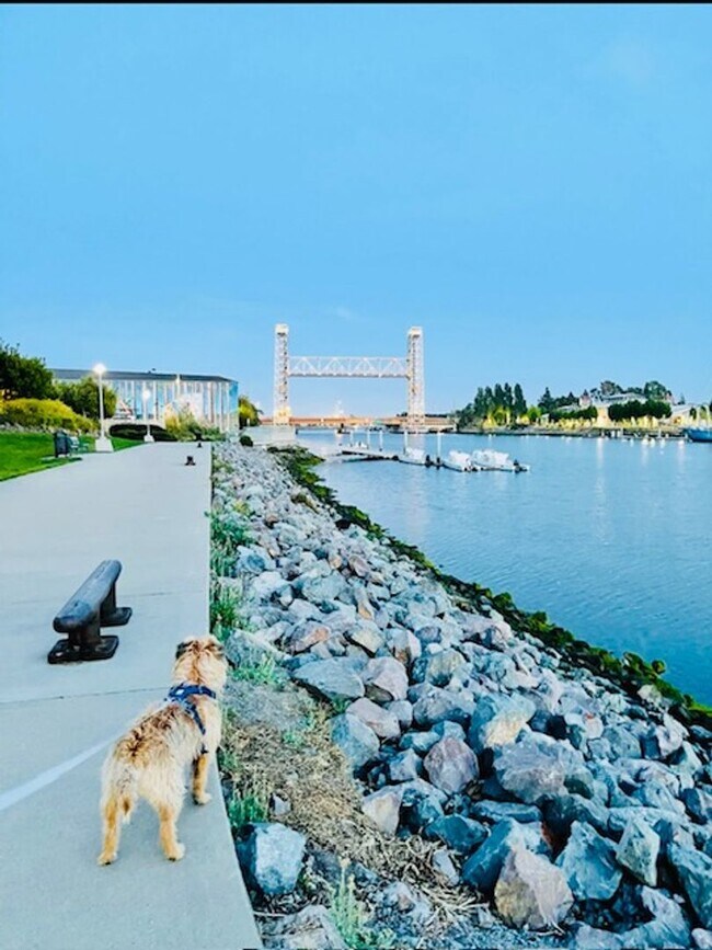 Building Photo - 2939 Glascock St