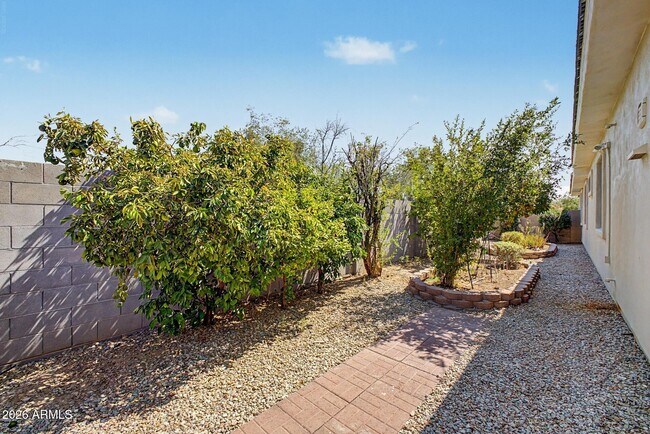 Building Photo - 4313 N 161st Ave
