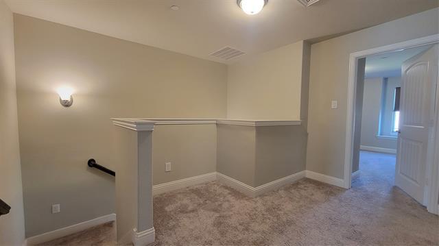 Building Photo - 709 Lowveld Dr