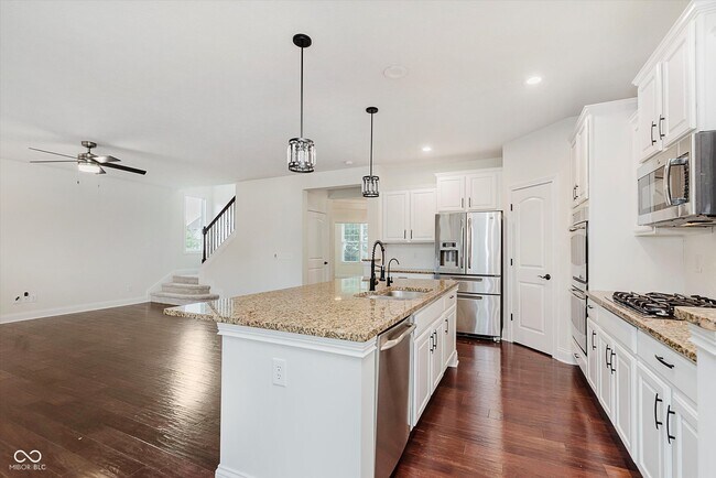 Building Photo - 10264 Normandy Way