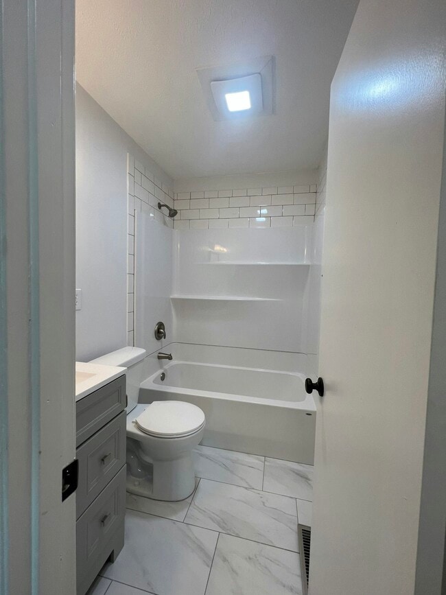 Building Photo - 2529 Ridge Ct