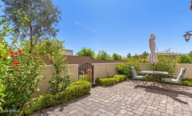 Building Photo - 4077 S Sabrina Dr