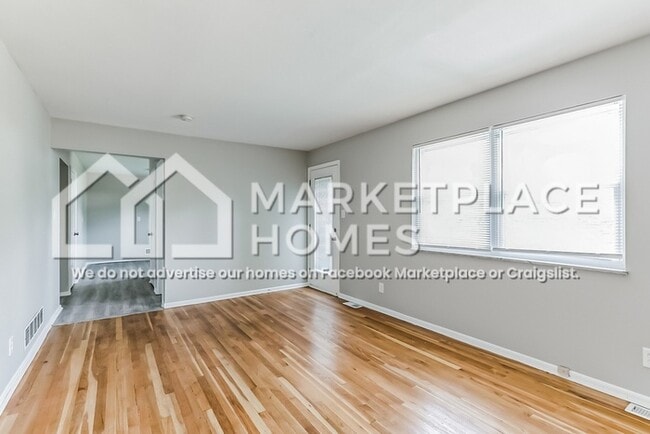 Building Photo - 1608 Tonopah Dr