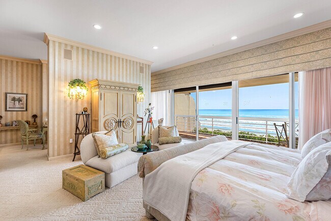 Building Photo - 13 Sloans Curve Dr