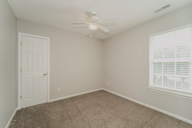 Building Photo - 9612 Ashlyn Elizabeth Ct