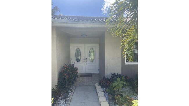 Building Photo - 6004 Strawberry Lakes Cir