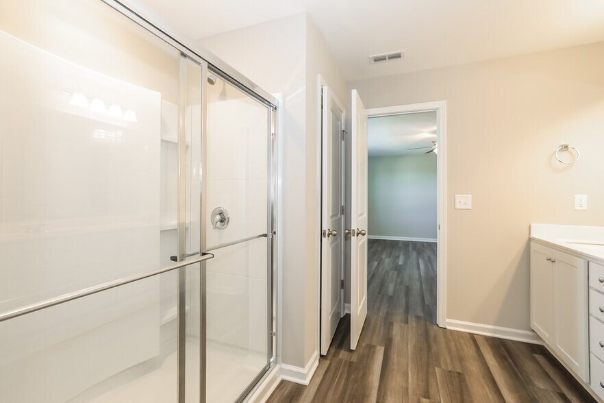 Building Photo - 3737 Wickley Ln