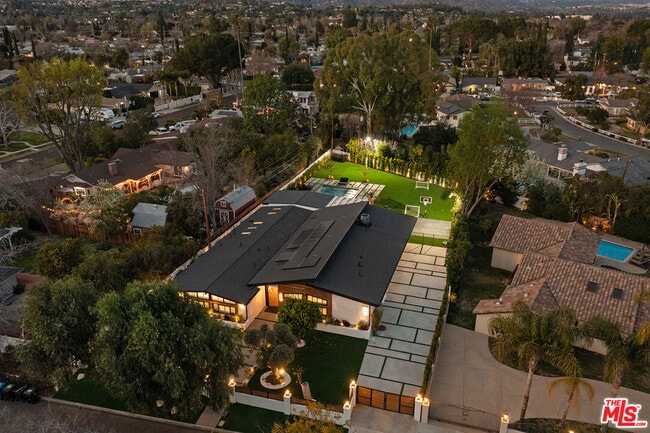 Building Photo - 23283 Erwin St