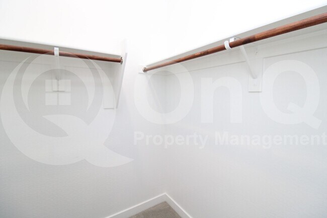 Building Photo - 259 E Sagittarius Pl