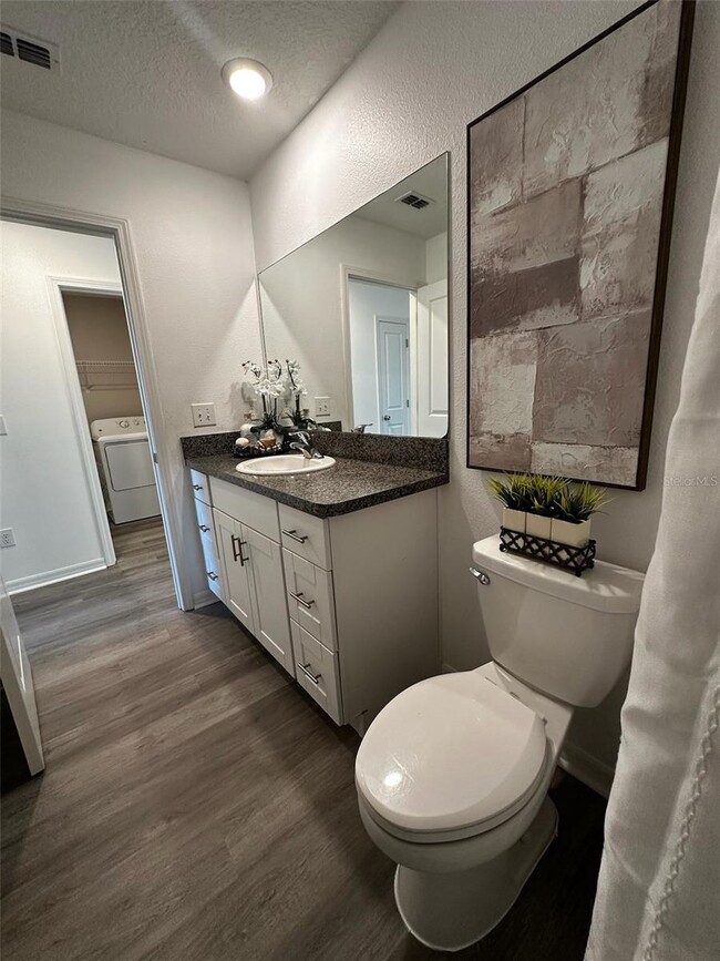 Building Photo - 5213 Dandelion St