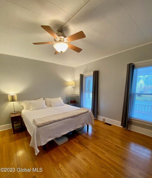 Bedroom 1 - 104 Catherine St