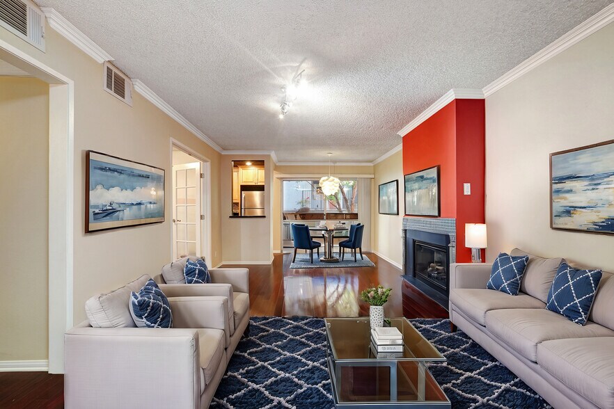 Building Photo - 9103 Summertime Ln