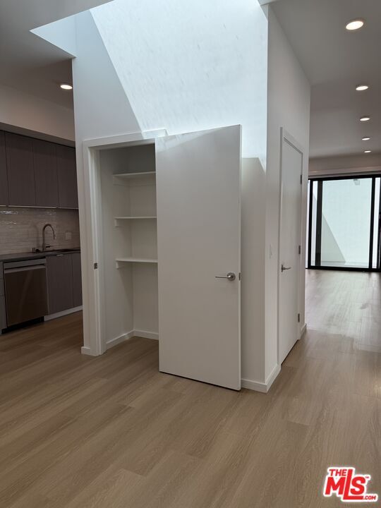 Building Photo - 5119 Colfax Ave