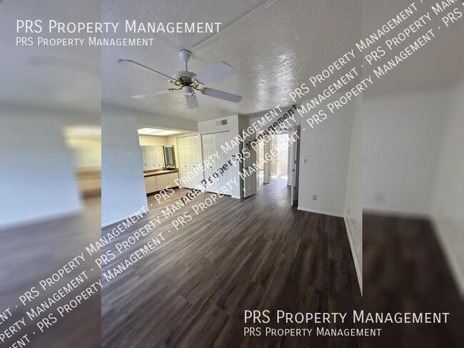 Building Photo - 7701 S Heather Dr