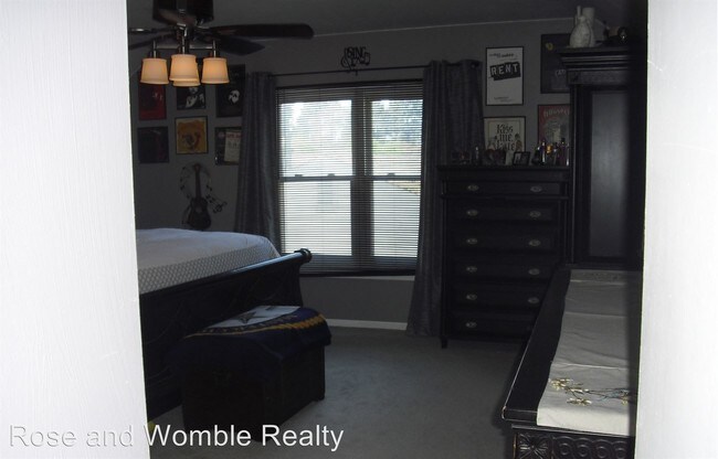 Building Photo - 4 br, 2 bath House - 5525 Society Court