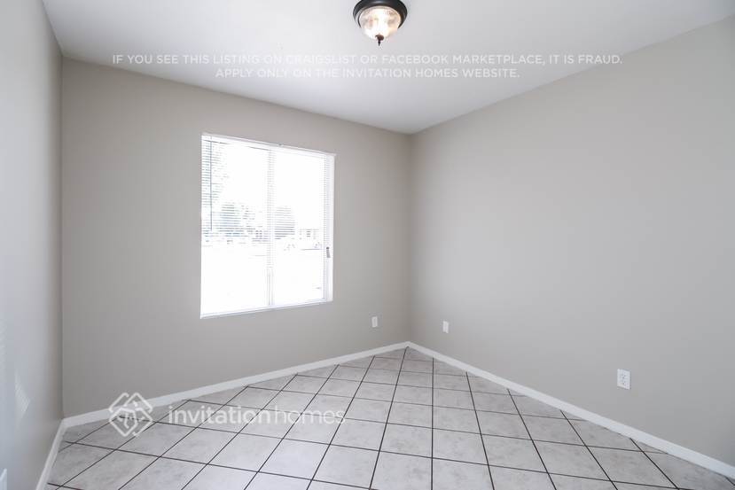 Building Photo - 5136 N 78th Ave