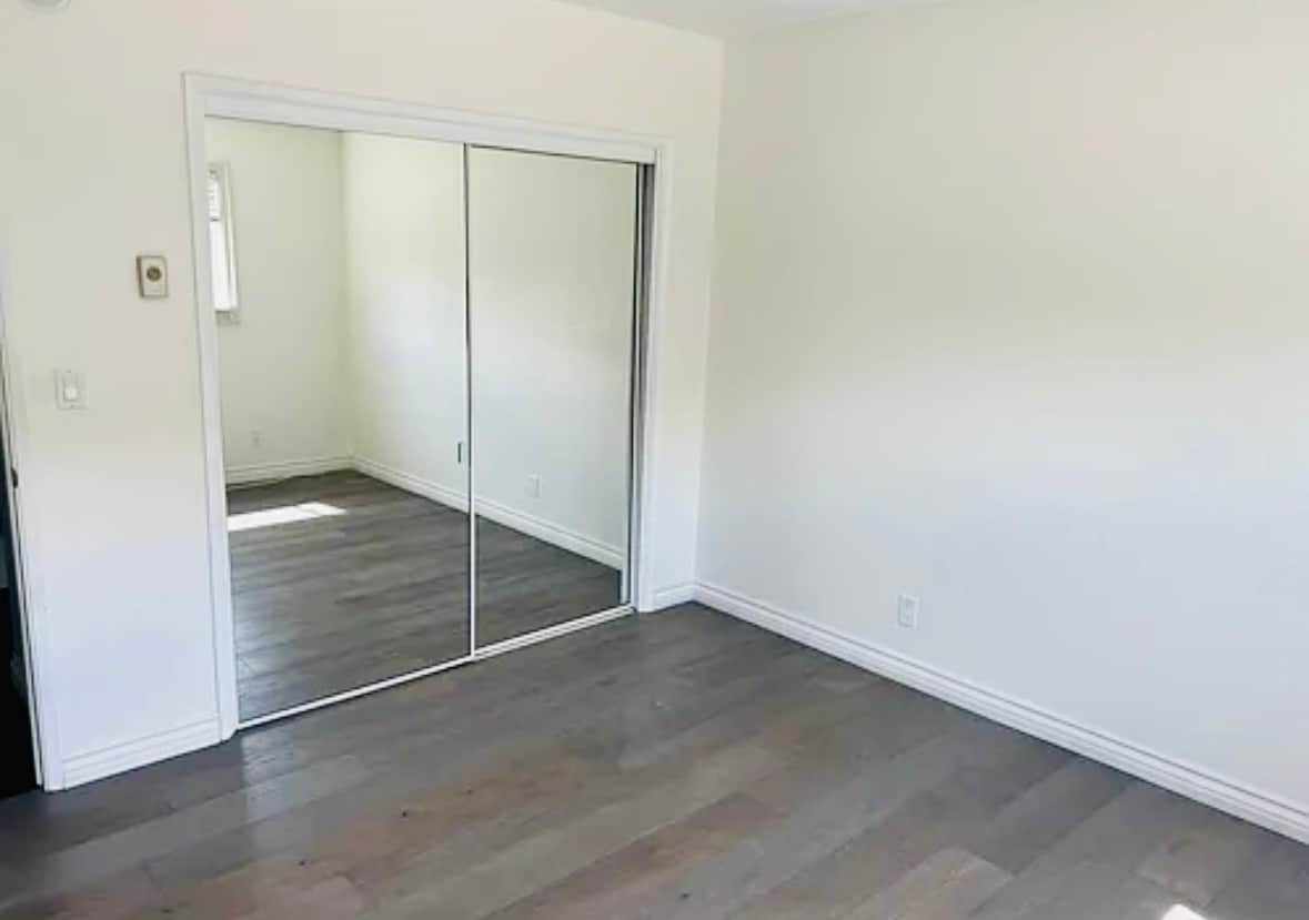 Building Photo - 36 Breeze Ave