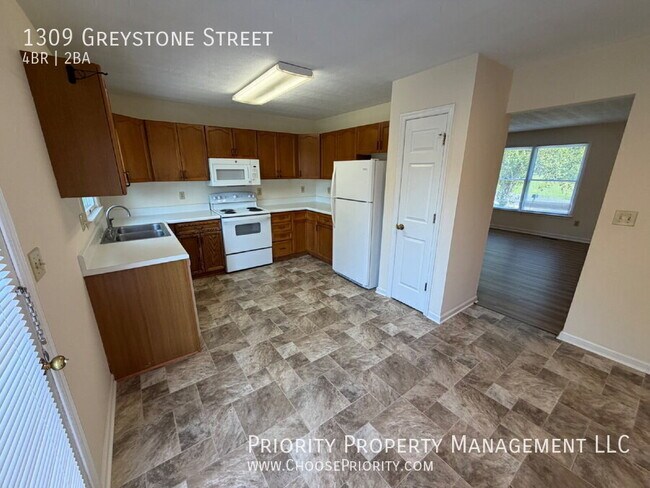 Building Photo - 1309 Greystone St