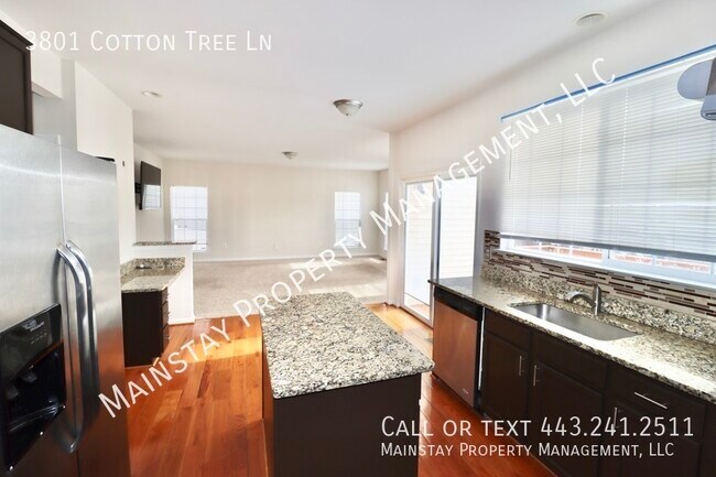 Building Photo - Beautiful 5 Bedroom SFH in Family Friendly...