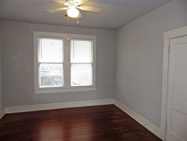 Building Photo - 4322 Wilmer St