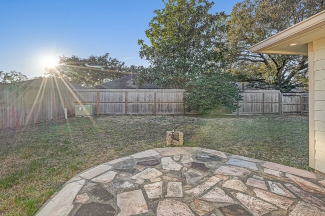 Building Photo - 20331 Pinefield Ln