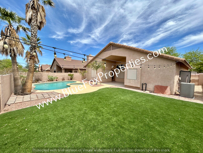 Building Photo - 7447 N Bradstreet Dr