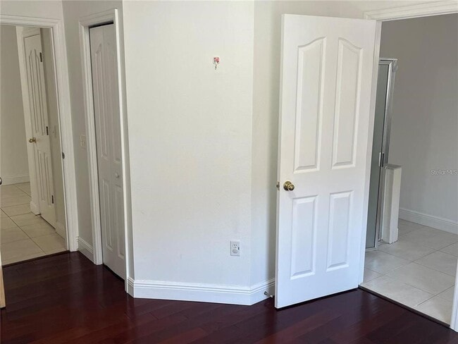 Building Photo - 8908 Southbay Dr