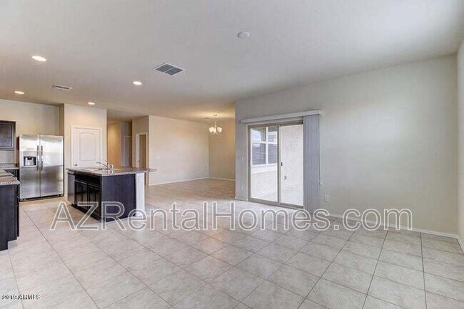 Building Photo - 37748 W Bello Ln