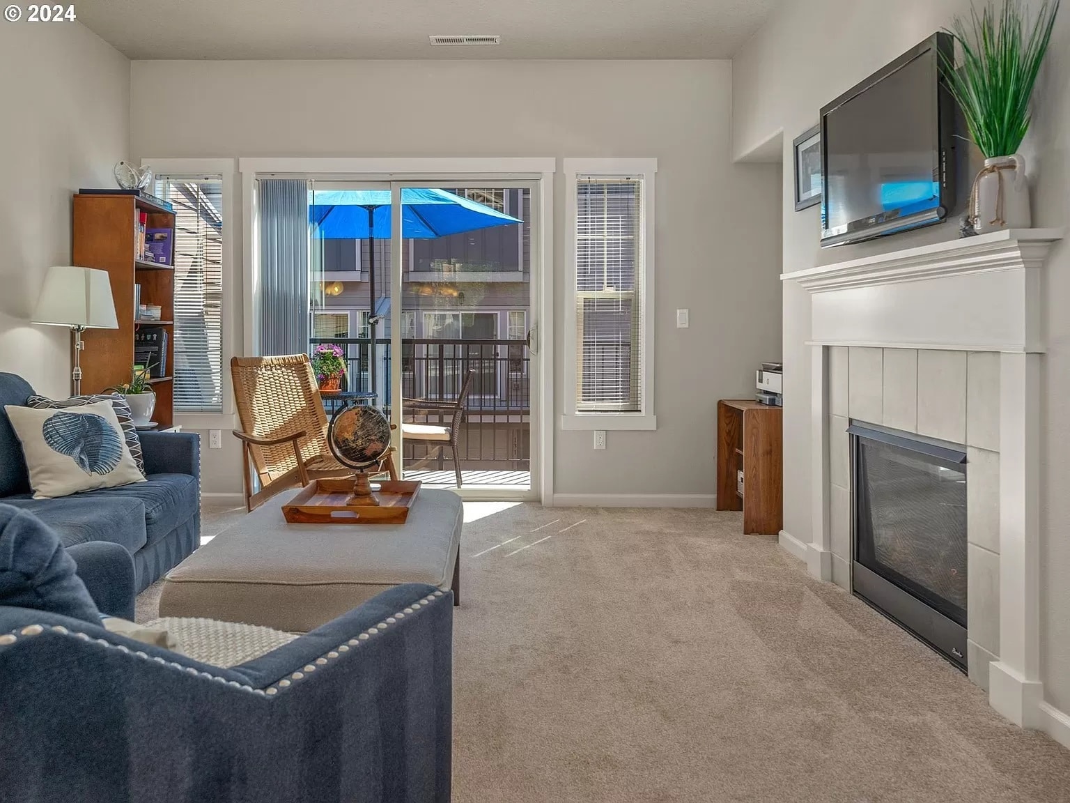 Family Room - 126 NE 78th Ave