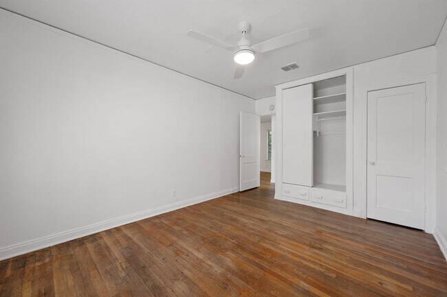 Building Photo - 1520 Ullrich Ave