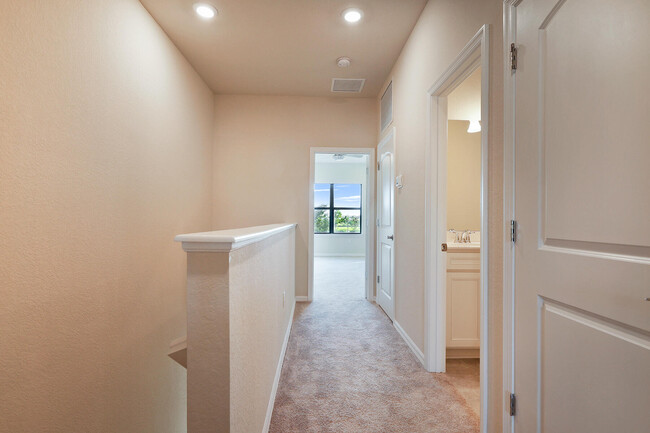 Building Photo - 4830 Indio Trl