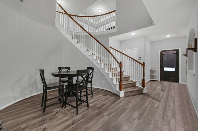 Building Photo - 2509 Ocean Key Dr