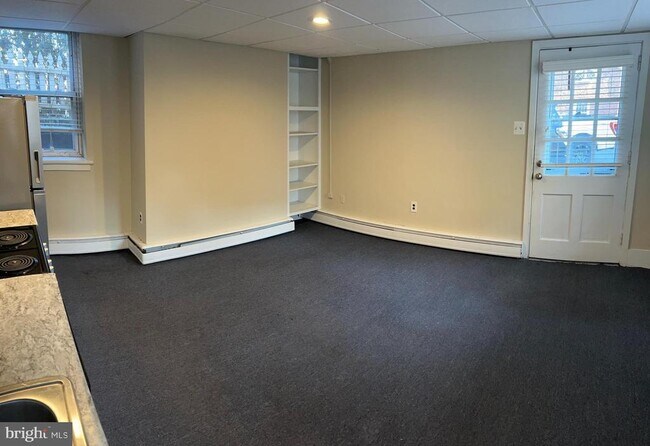 Building Photo - 50 East St