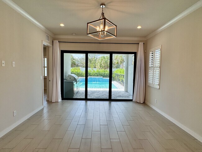 Building Photo - 14716 Kingfisher Lp