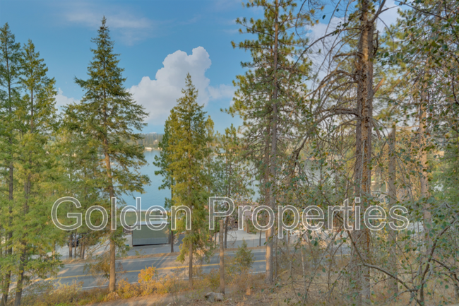 Building Photo - 11590 W Riverview Dr