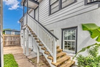 Building Photo - 4006 Avenue R 1/2 Rear