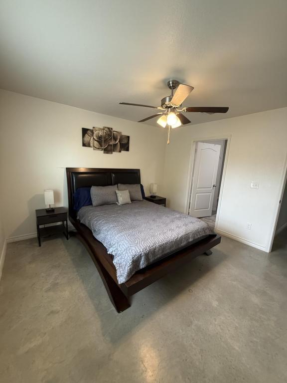 Building Photo - 6000 Harriet Tubman Ave