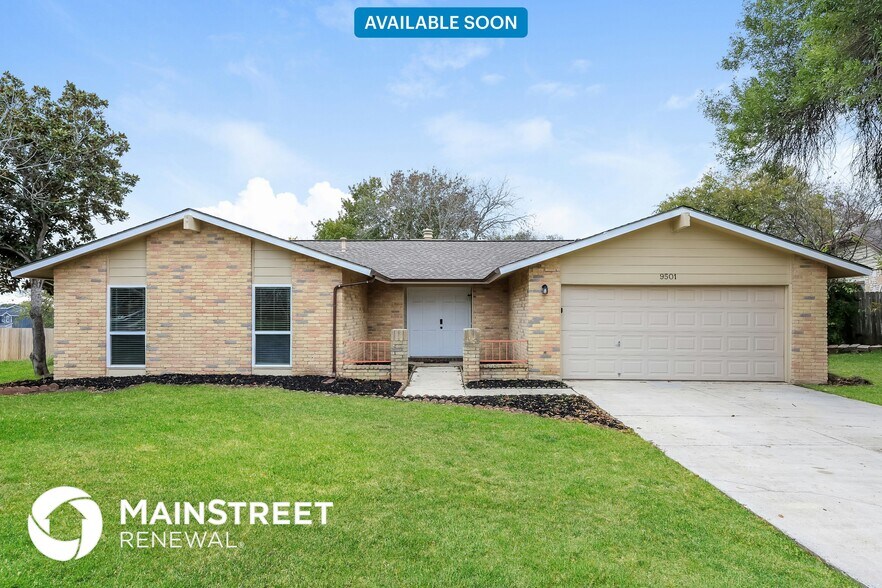 Primary Photo - 9501 Chelmsford Dr