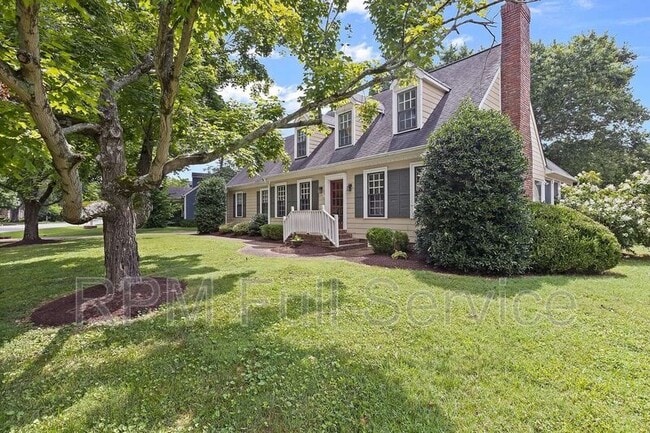 Building Photo - 177 Cottonwood Dr