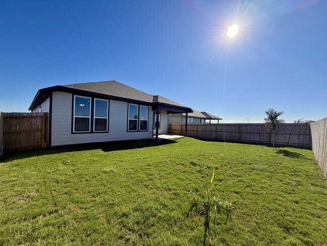 Building Photo - 14427 Inspiration Pt