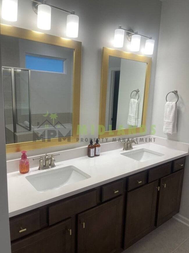 Building Photo - 1127 Eagleston Wy