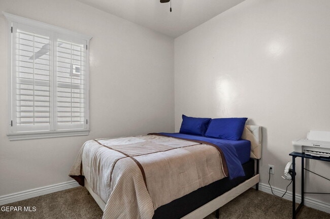 Building Photo - 12321 Desert Dove Ave