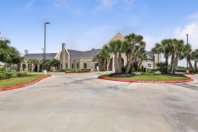 Building Photo - 15419 Kirkdell Bend Dr