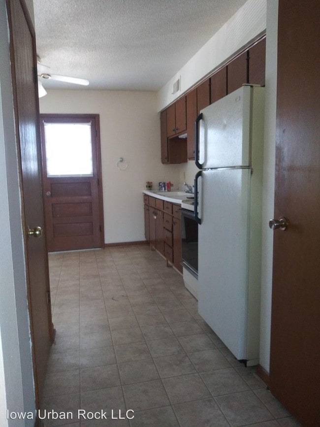 2401 Rocklyn Dr 2401 Rocklyn Dr Urbandale IA 50322 Apartment Finder