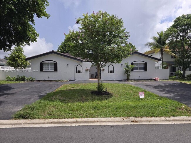 Building Photo - 7803 NW 38th St